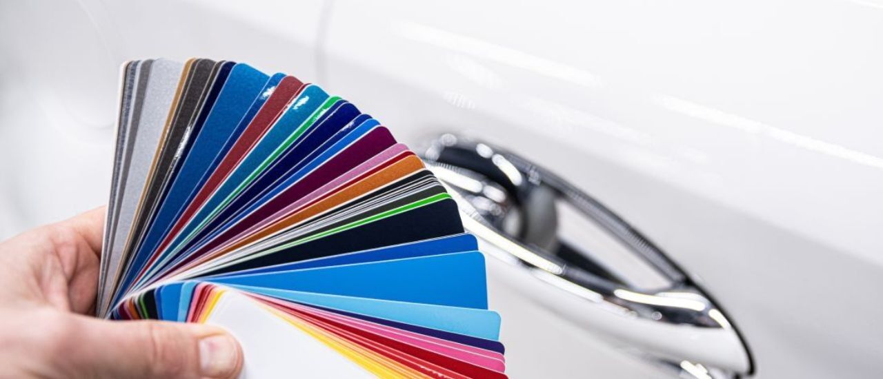 What is the UK’s most popular new car colour? Image